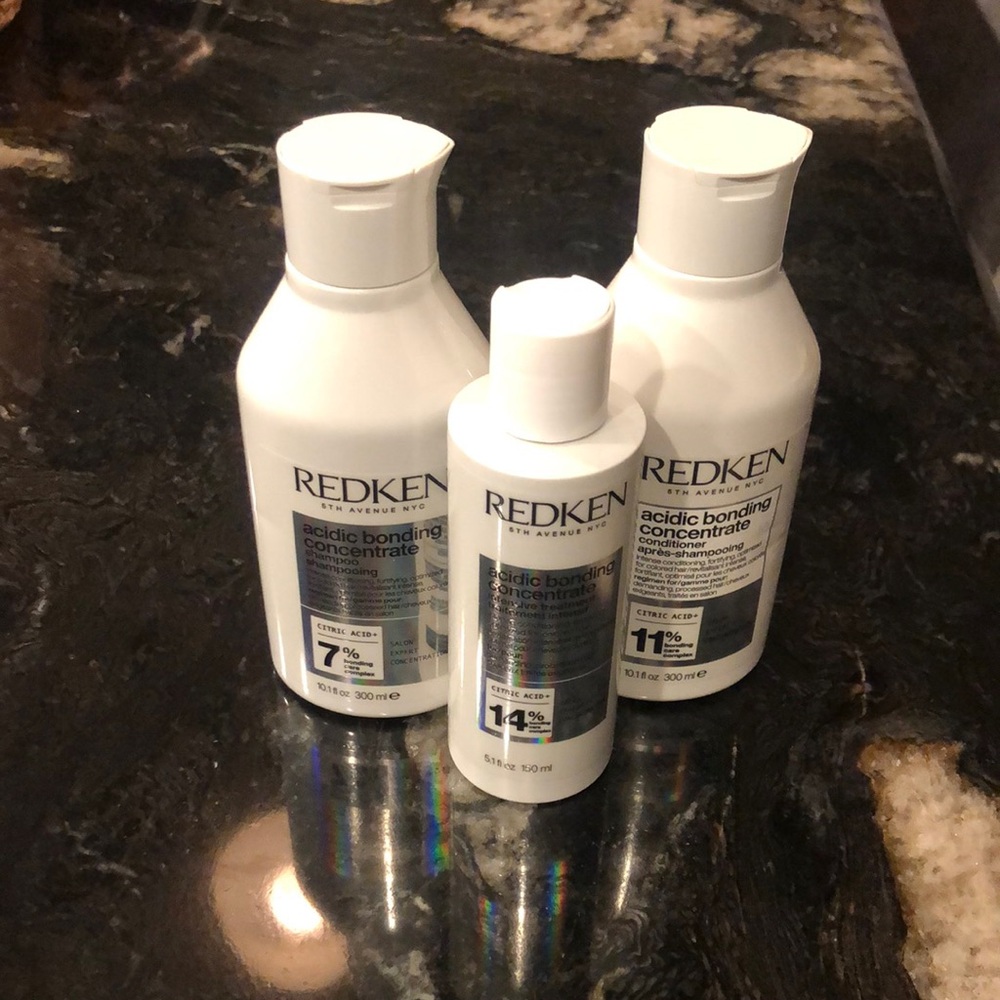 Redkin Acidic Bonding shampoo and conditioner, 10.1 oz and 5.1 oz concentrate